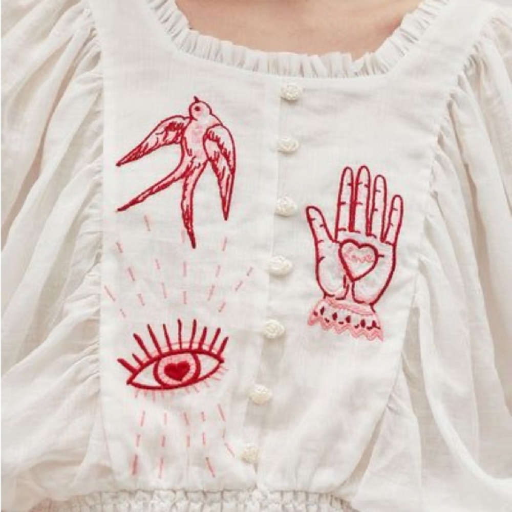 Unlogical Poem White Puff-Sleeve Blouse with Red Embroidery